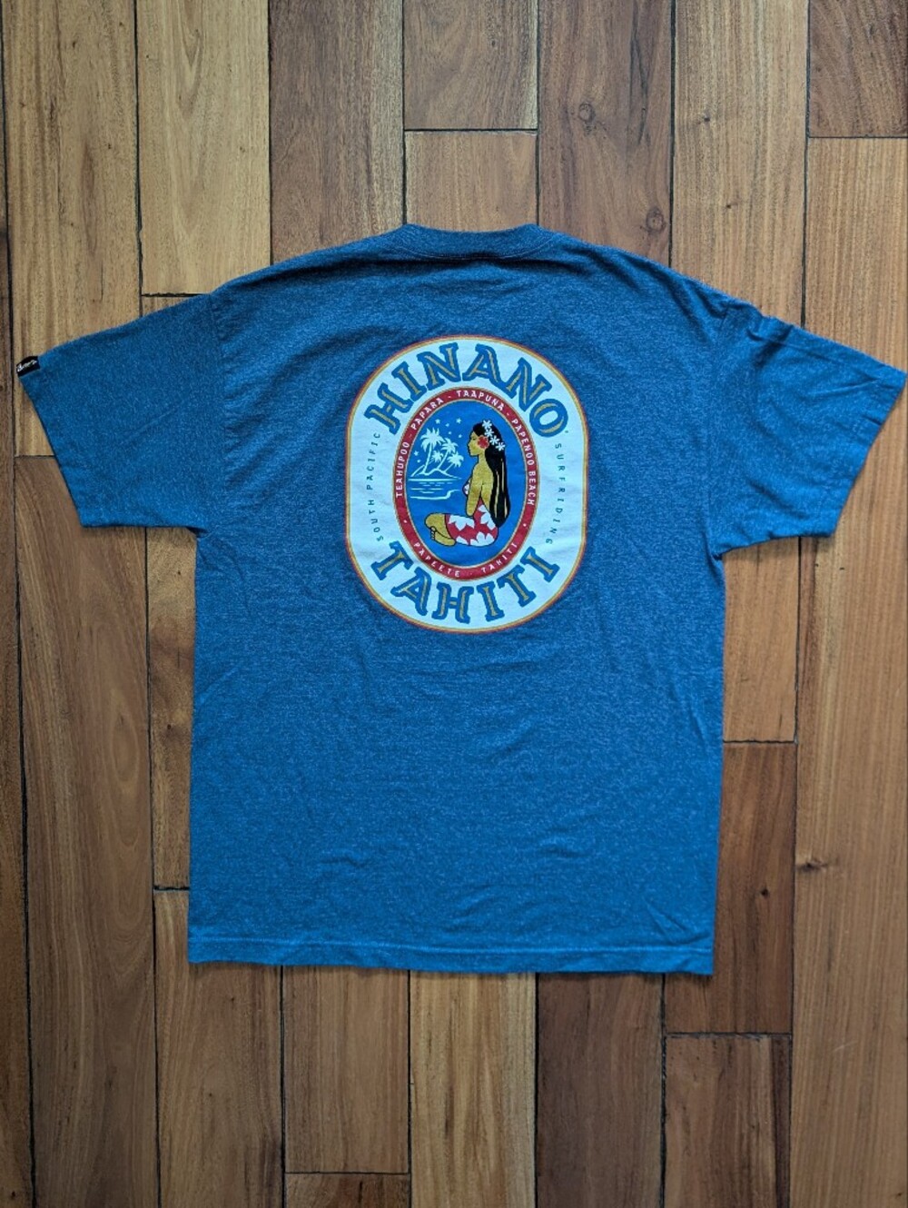Hinano Tahiti Vintage Surfing T-shirt (L)